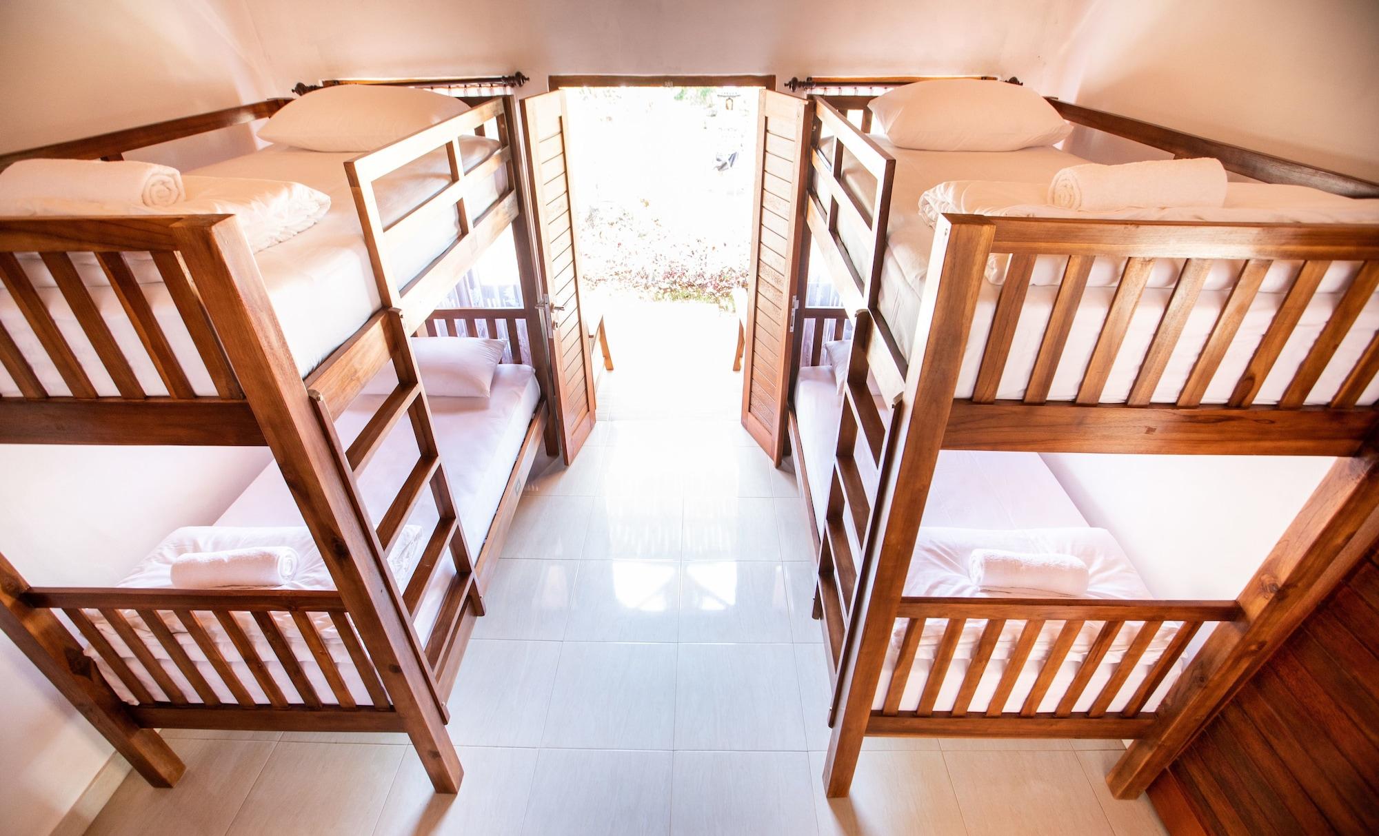 Nuansa Penida Hostel Toyapakeh Buitenkant foto