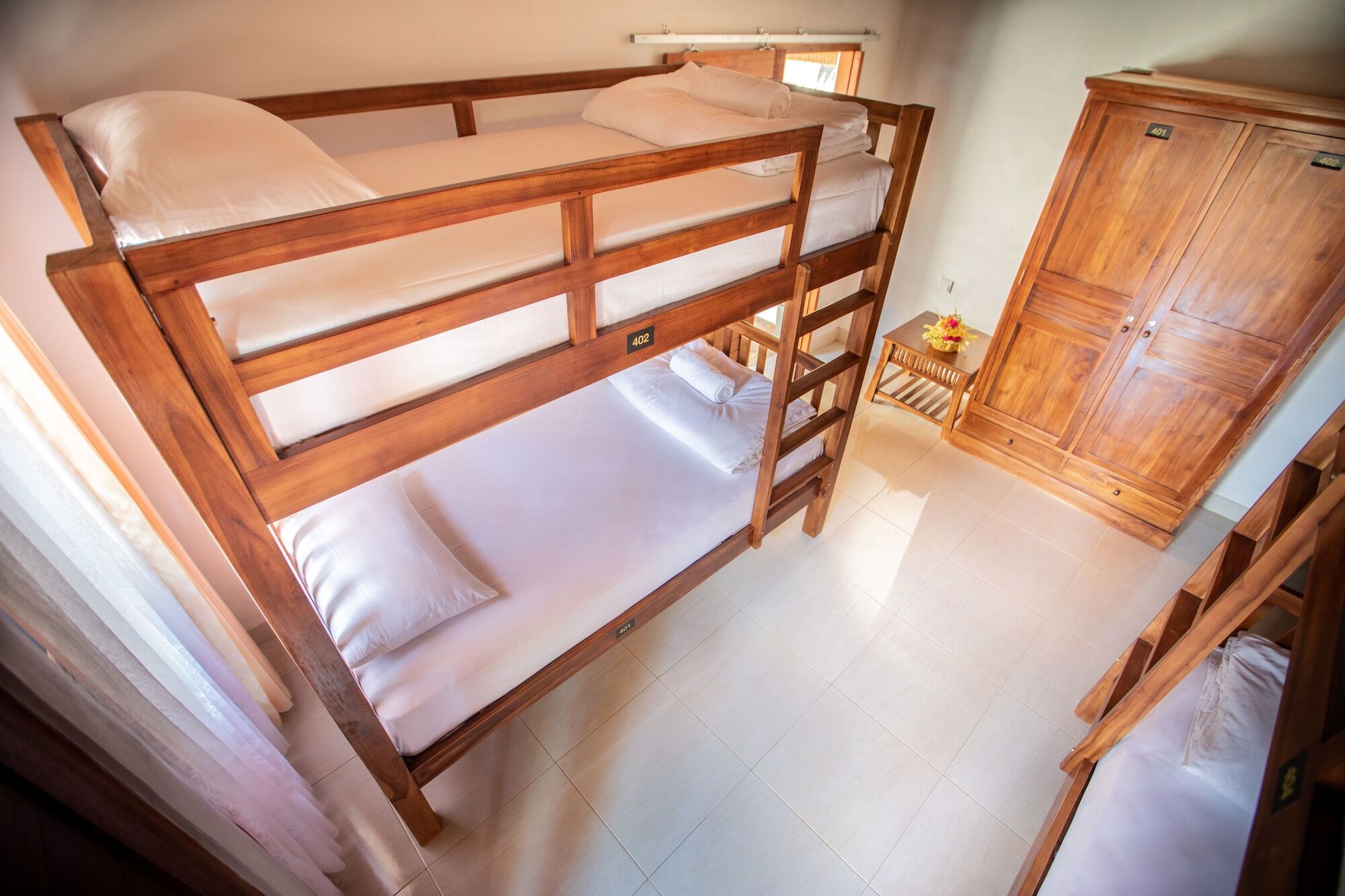 Nuansa Penida Hostel Toyapakeh Buitenkant foto